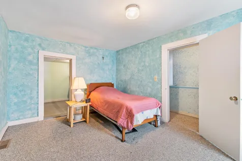 17 Ethan Allen Drive Canaan VT 05903