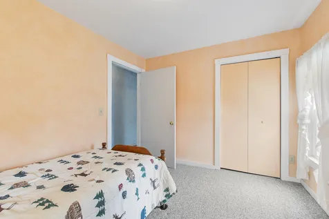 17 Ethan Allen Drive Canaan VT 05903