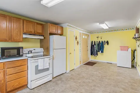 17 Ethan Allen Drive Canaan VT 05903