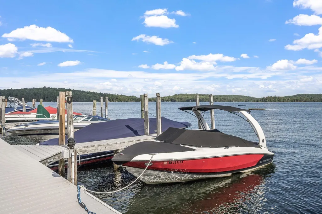 8 Lands End Lane Moultonborough NH 03254