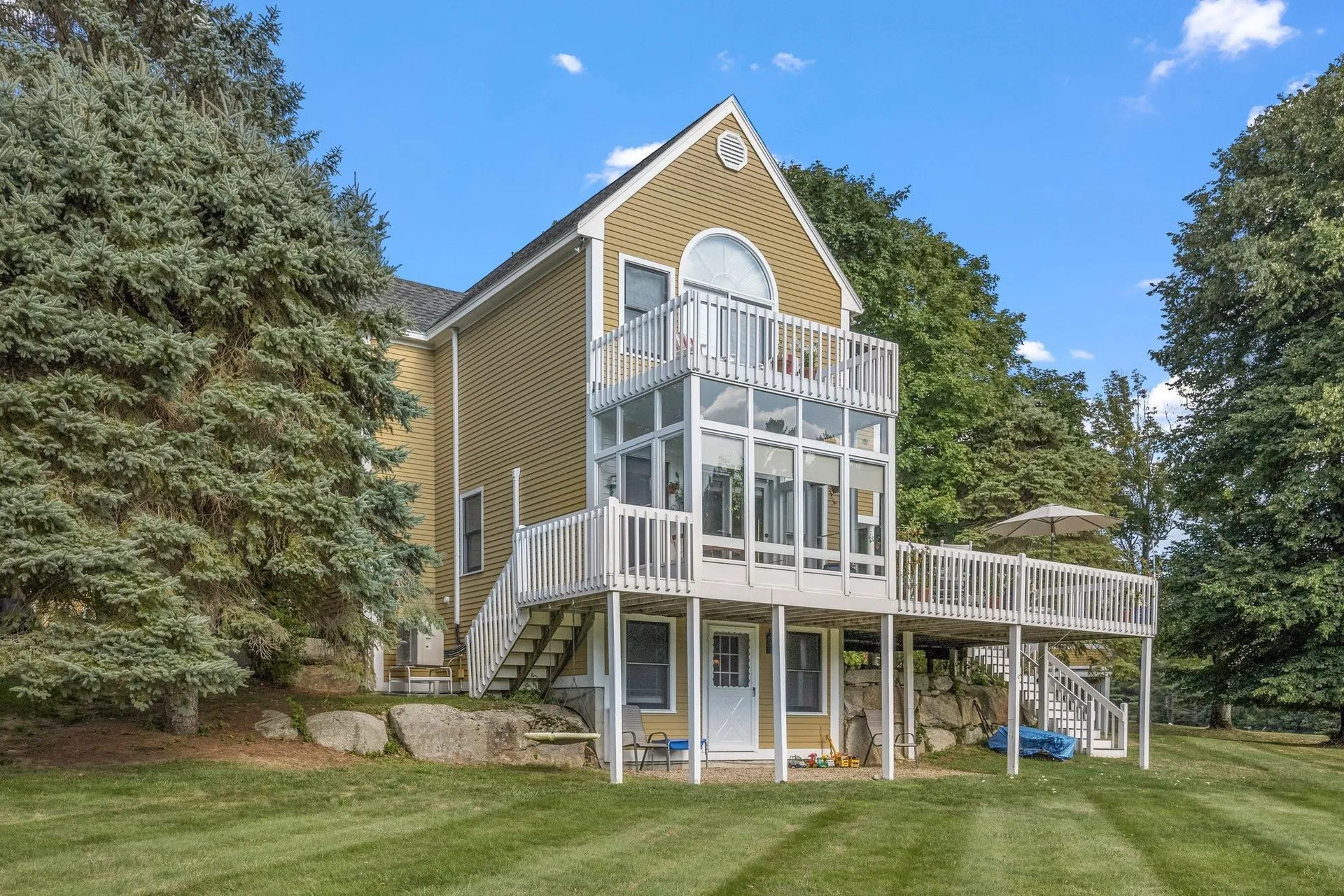 8 Lands End Lane Moultonborough NH 03254