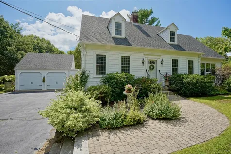 367 Winnacunnet Road Hampton NH 03842