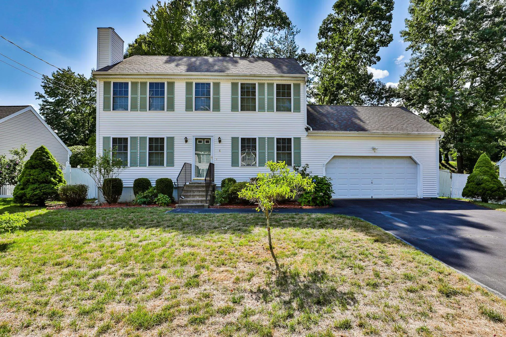 6 Whittemore Place Nashua NH 03064