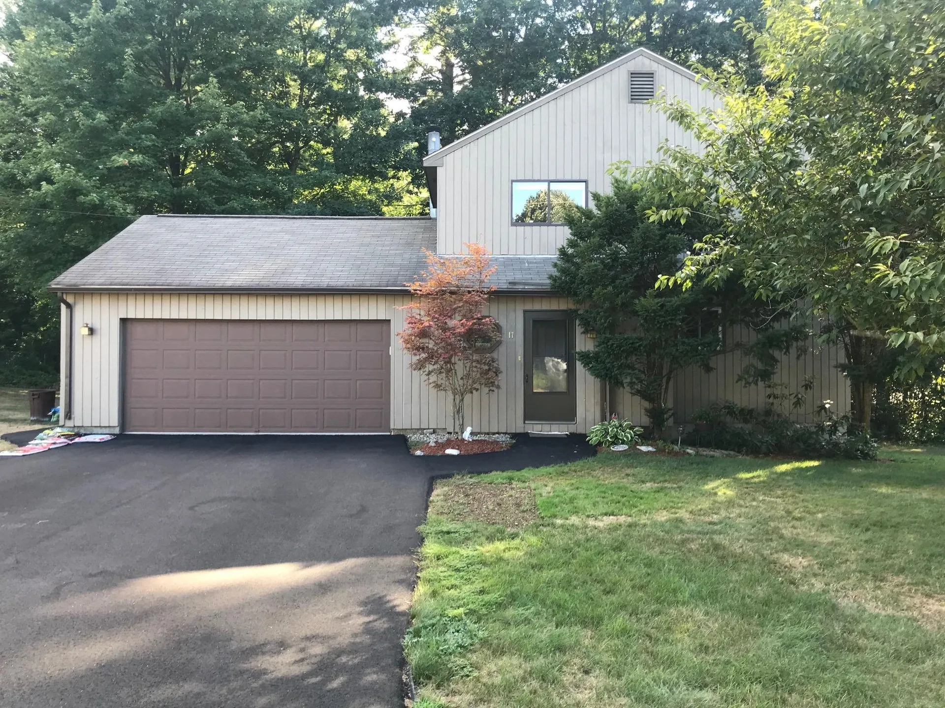 17 Cimmarron Drive Nashua NH 03062