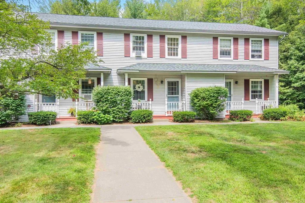 53 Kim Lane Milton VT 05468