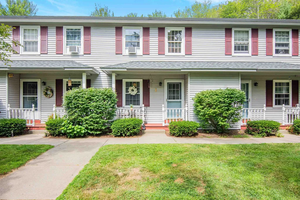 53 Kim Lane Milton VT 05468