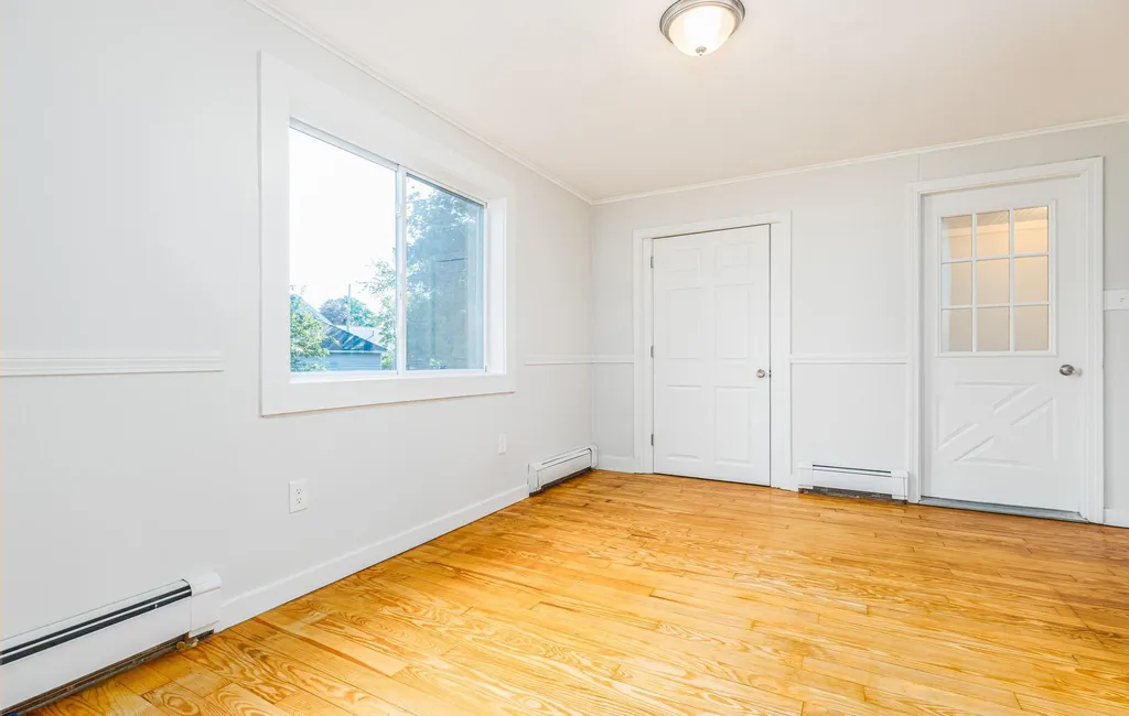 90 Maple Street Rochester NH 03867