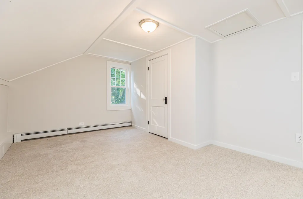 90 Maple Street Rochester NH 03867