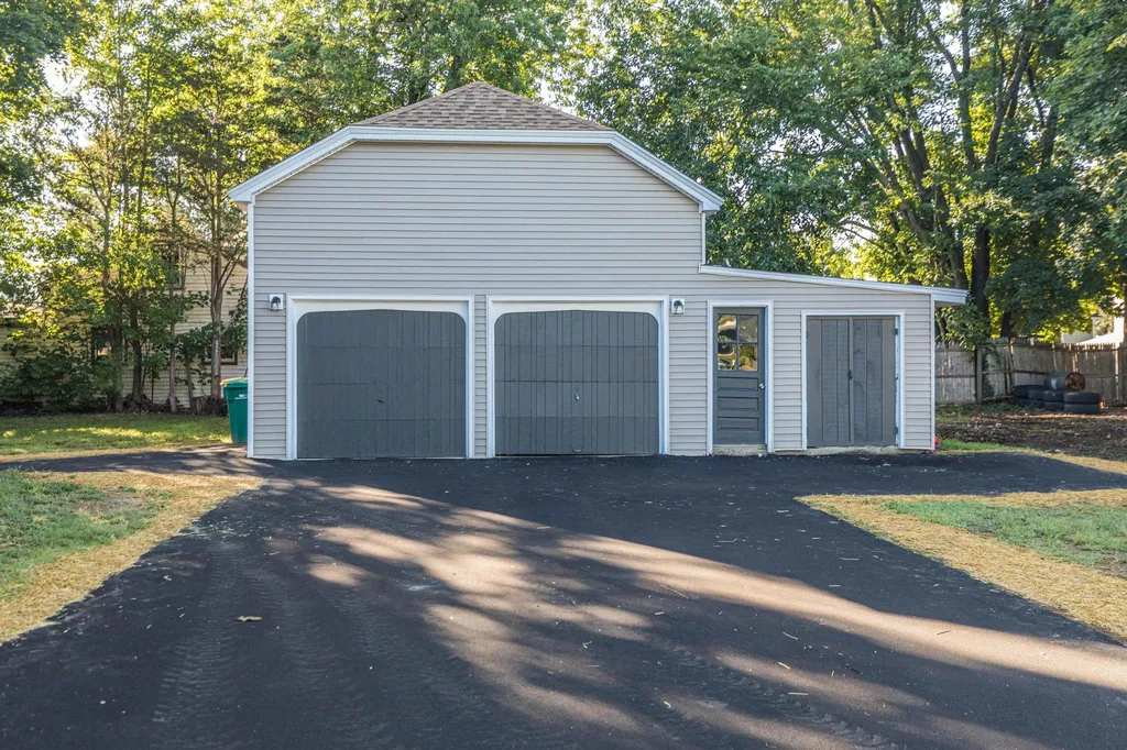 90 Maple Street Rochester NH 03867