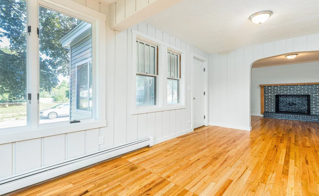 90 Maple Street Rochester NH 03867
