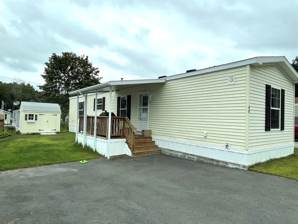 40 Colby Road Newmarket NH 03857