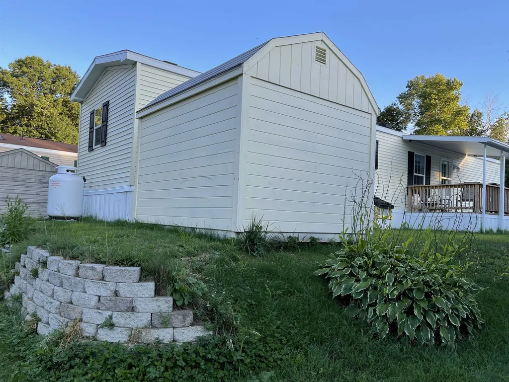 40 Colby Road Newmarket NH 03857