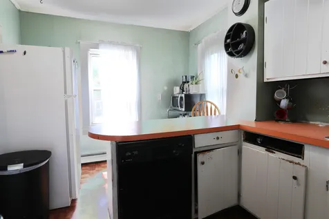 11 Clinton Street Milford NH 03055