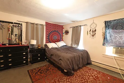 11 Clinton Street Milford NH 03055