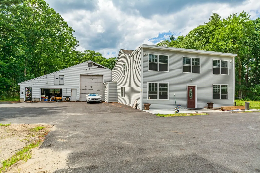 188 Windham Road Pelham NH 03076