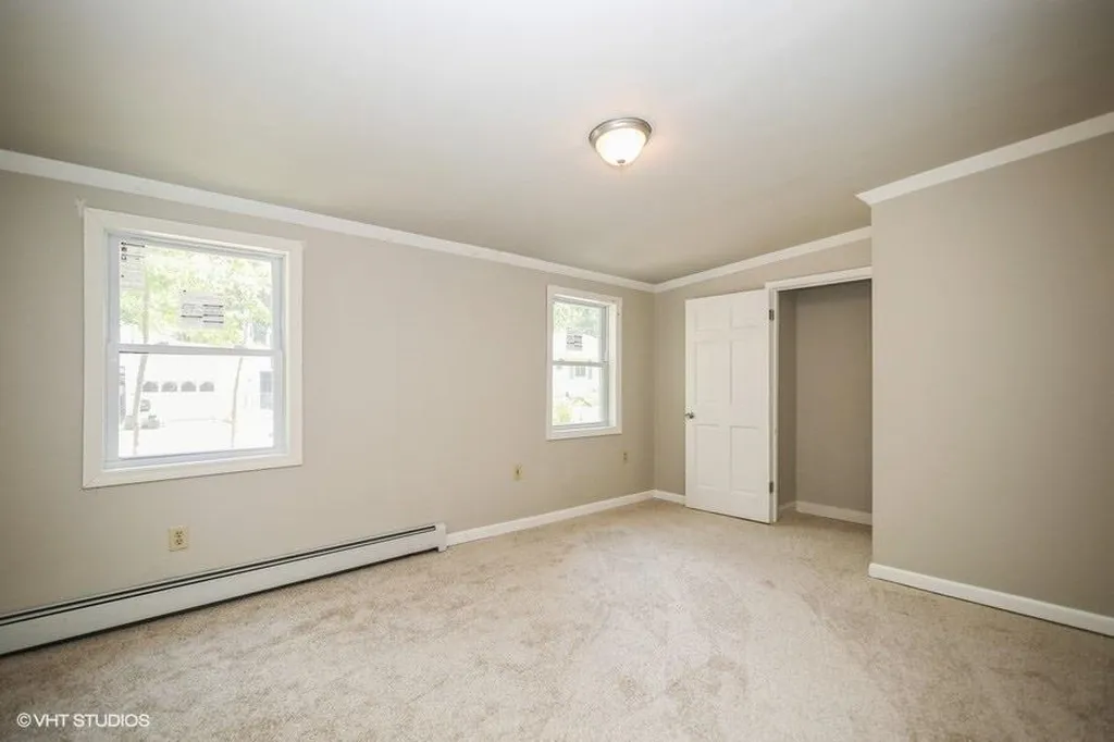 68 North Cove Road Burlington VT 05408