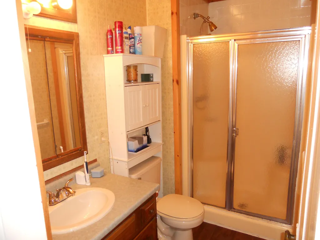 10 Charles Street Claremont NH 03743
