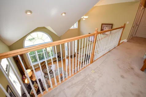 25 Emerald Lane Dover NH 03820