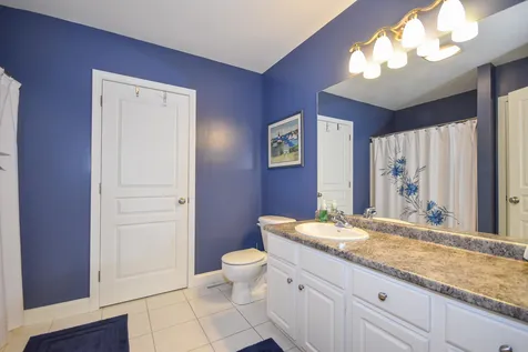 25 Emerald Lane Dover NH 03820