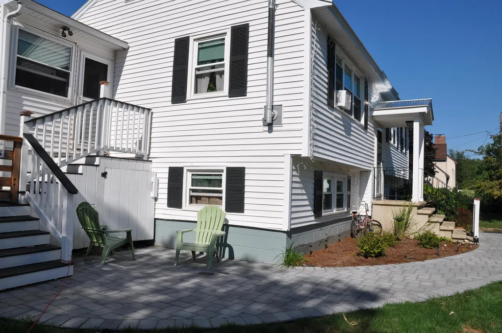 6 Magnolia Avenue Salem NH 03079
