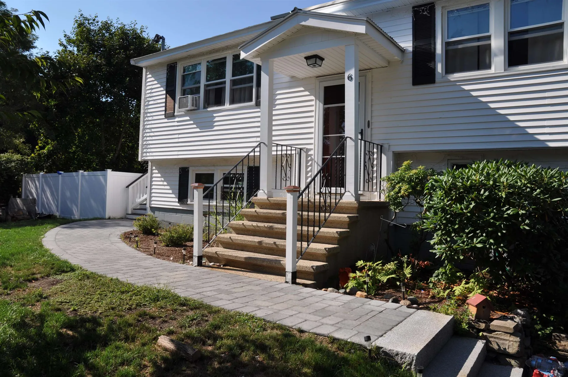 6 Magnolia Avenue Salem NH 03079