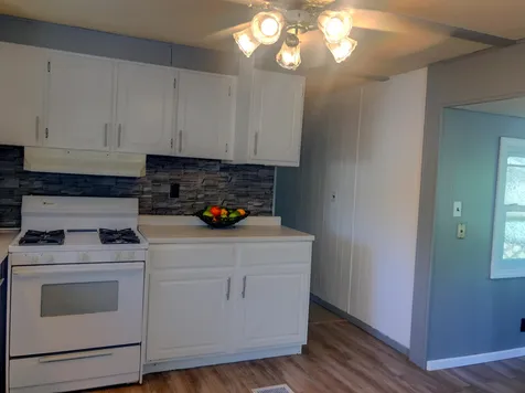 15 Longwood Lane Merrimack NH 03054