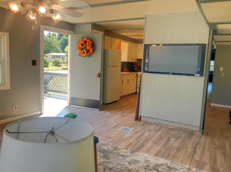 15 Longwood Lane Merrimack NH 03054