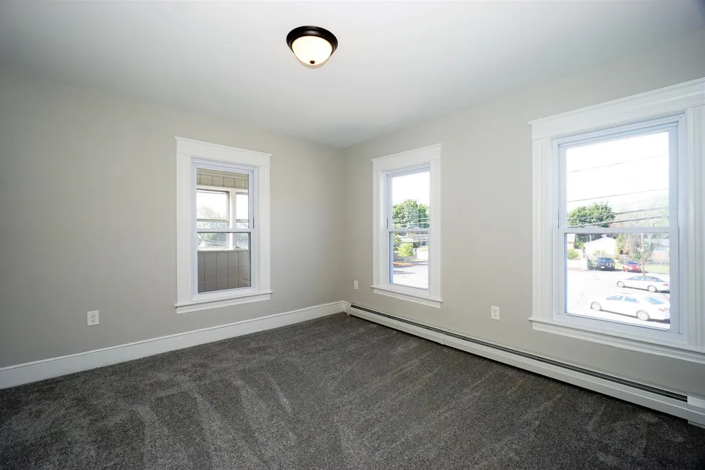 130 Pine Street Nashua NH 03060