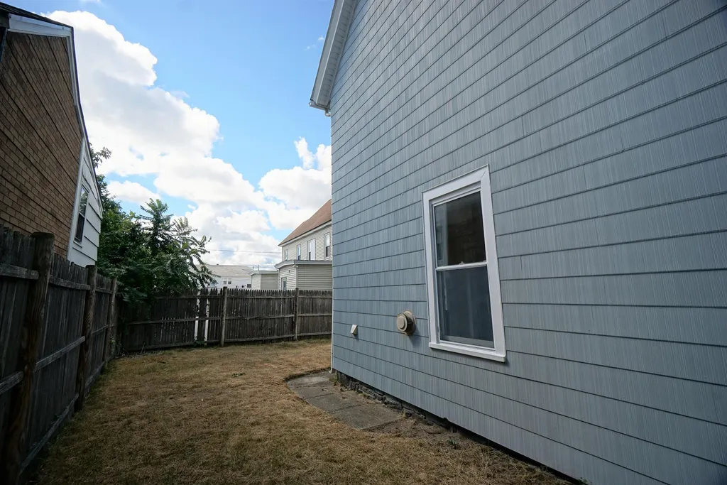 130 Pine Street Nashua NH 03060