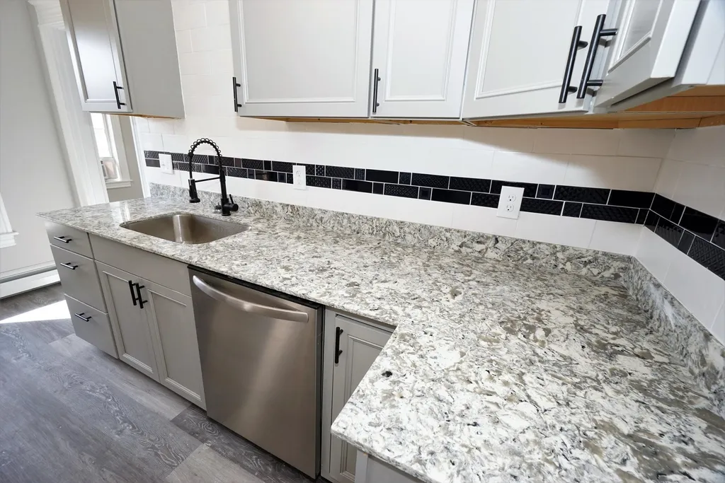 130 Pine Street Nashua NH 03060