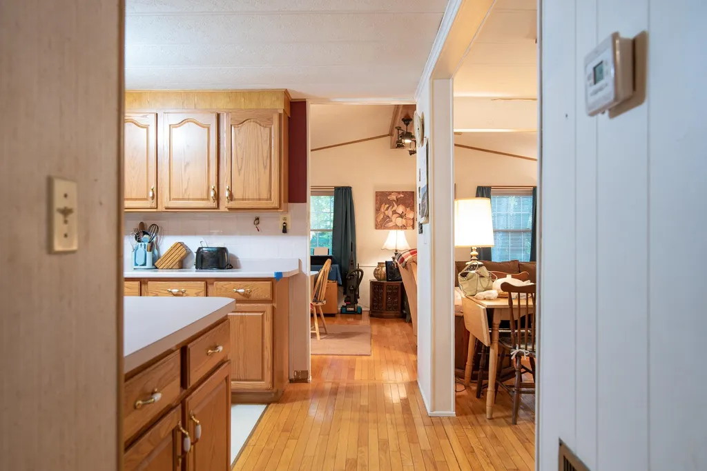8 Hub Hollow Road Danville NH 03819