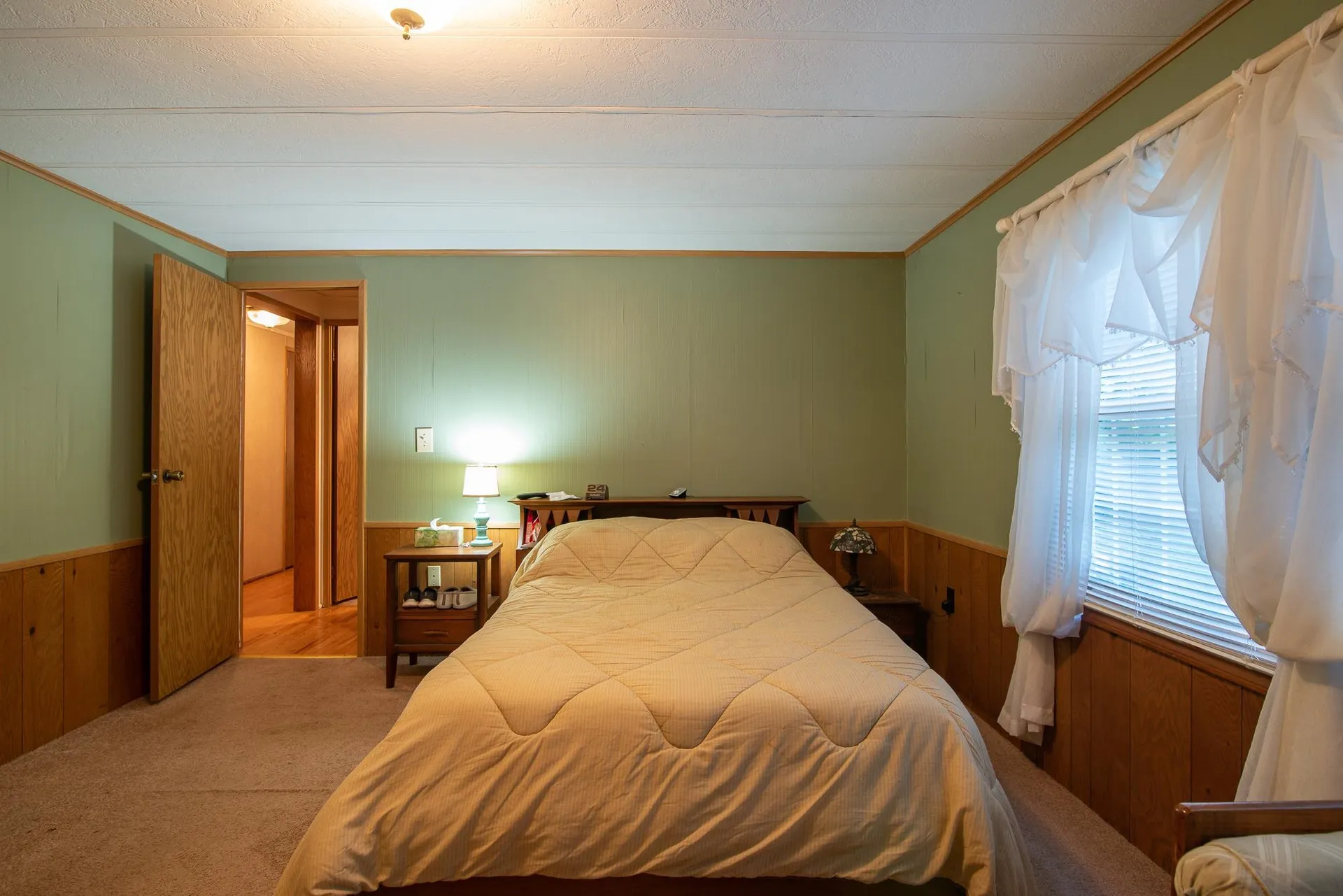 8 Hub Hollow Road Danville NH 03819