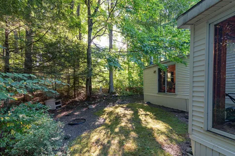 8 Hub Hollow Road Danville NH 03819