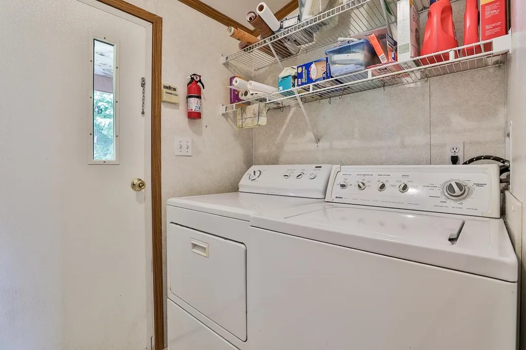 10 Westerdale Drive Nashua NH 03063