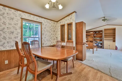 10 Westerdale Drive Nashua NH 03063