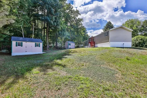 10 Westerdale Drive Nashua NH 03063