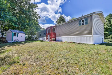 10 Westerdale Drive Nashua NH 03063