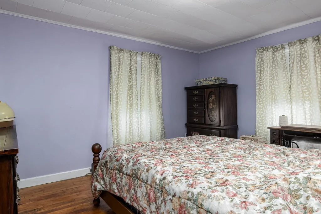 221 Beech Street Manchester NH 03103-5522