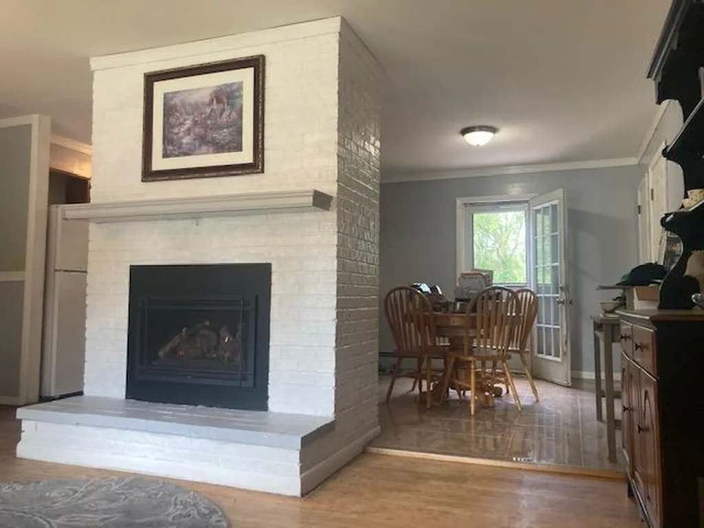 32 Pioneer Street Essex VT 05452