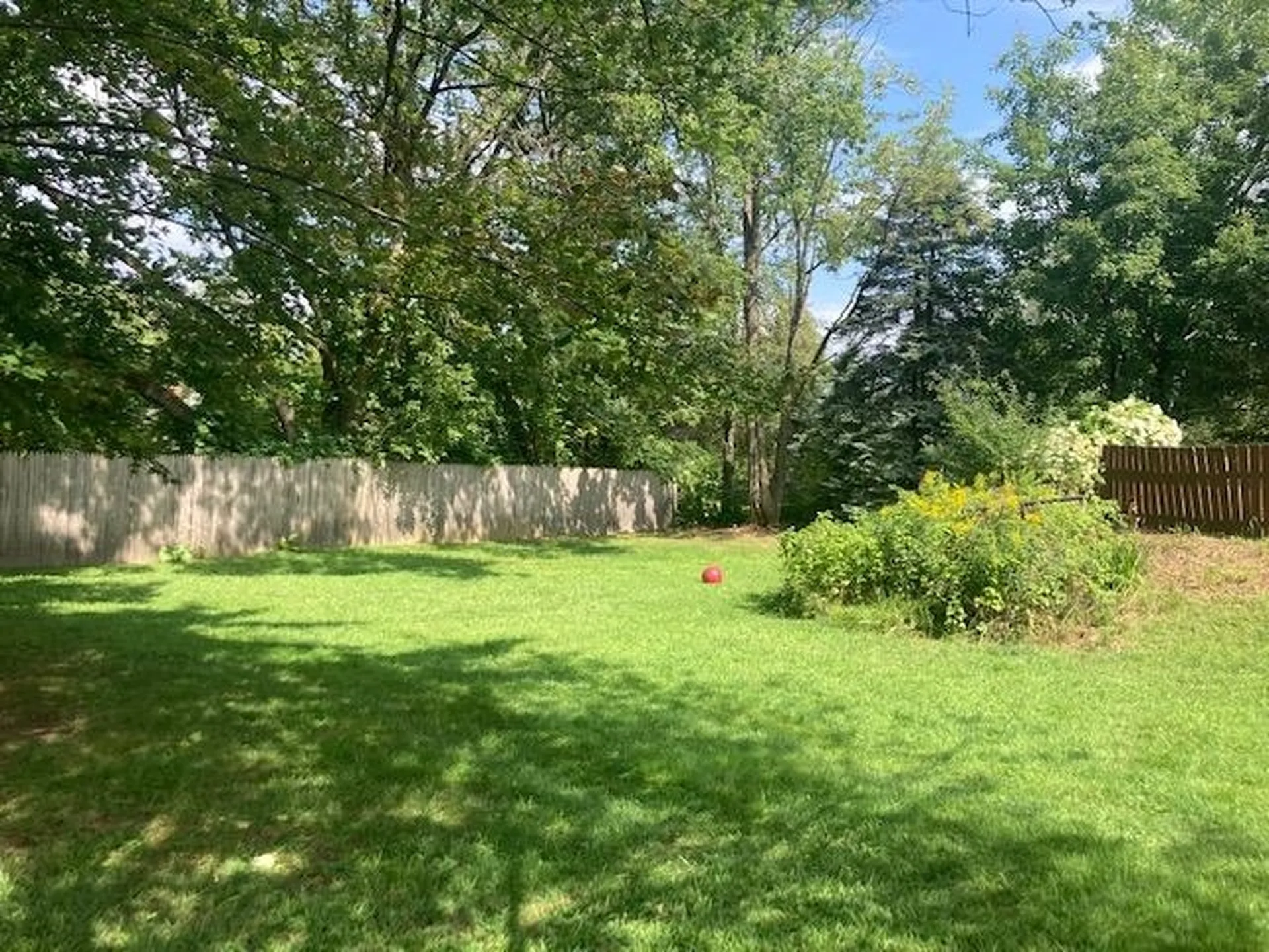 32 Pioneer Street Essex VT 05452