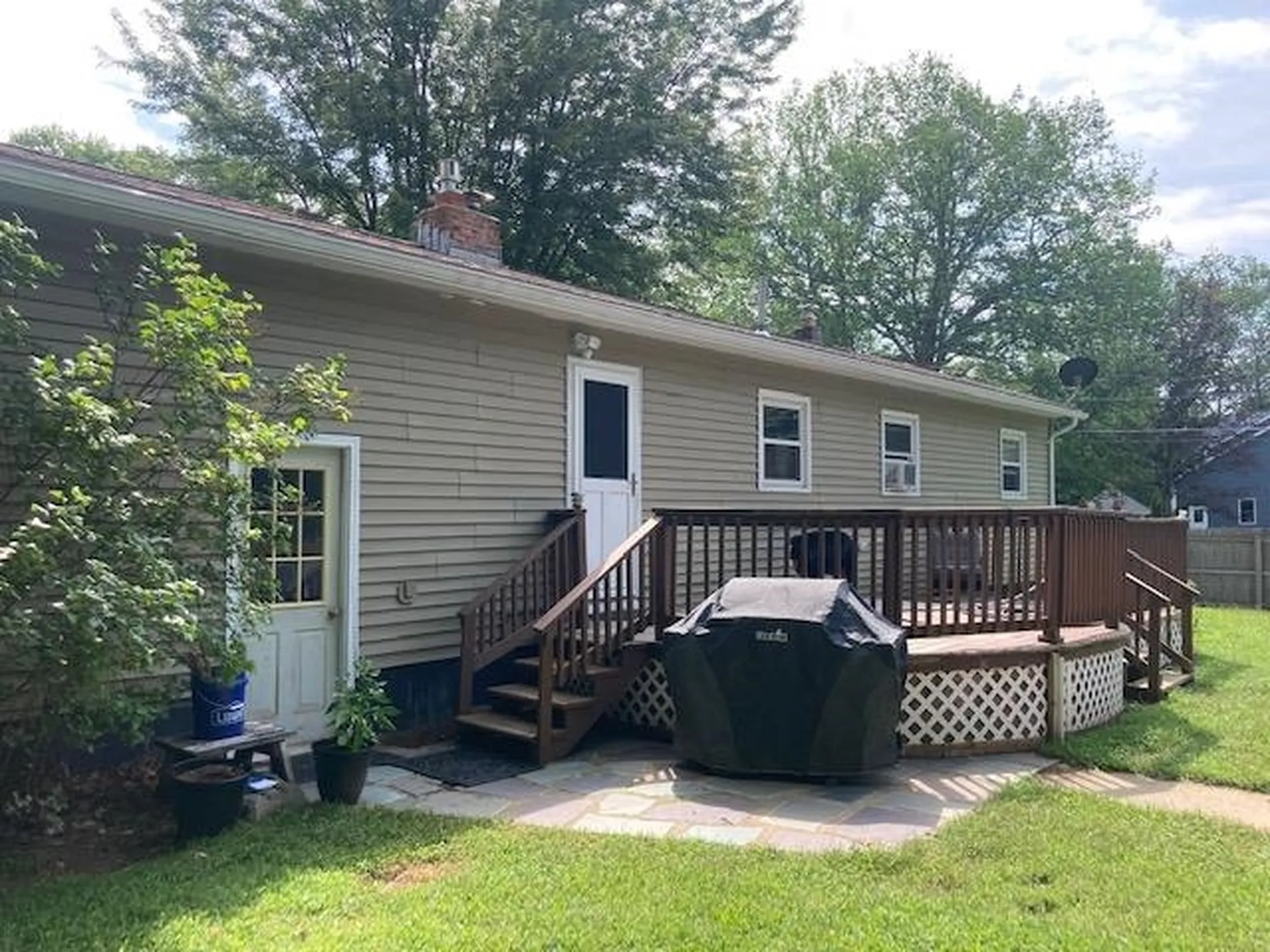 32 Pioneer Street Essex VT 05452
