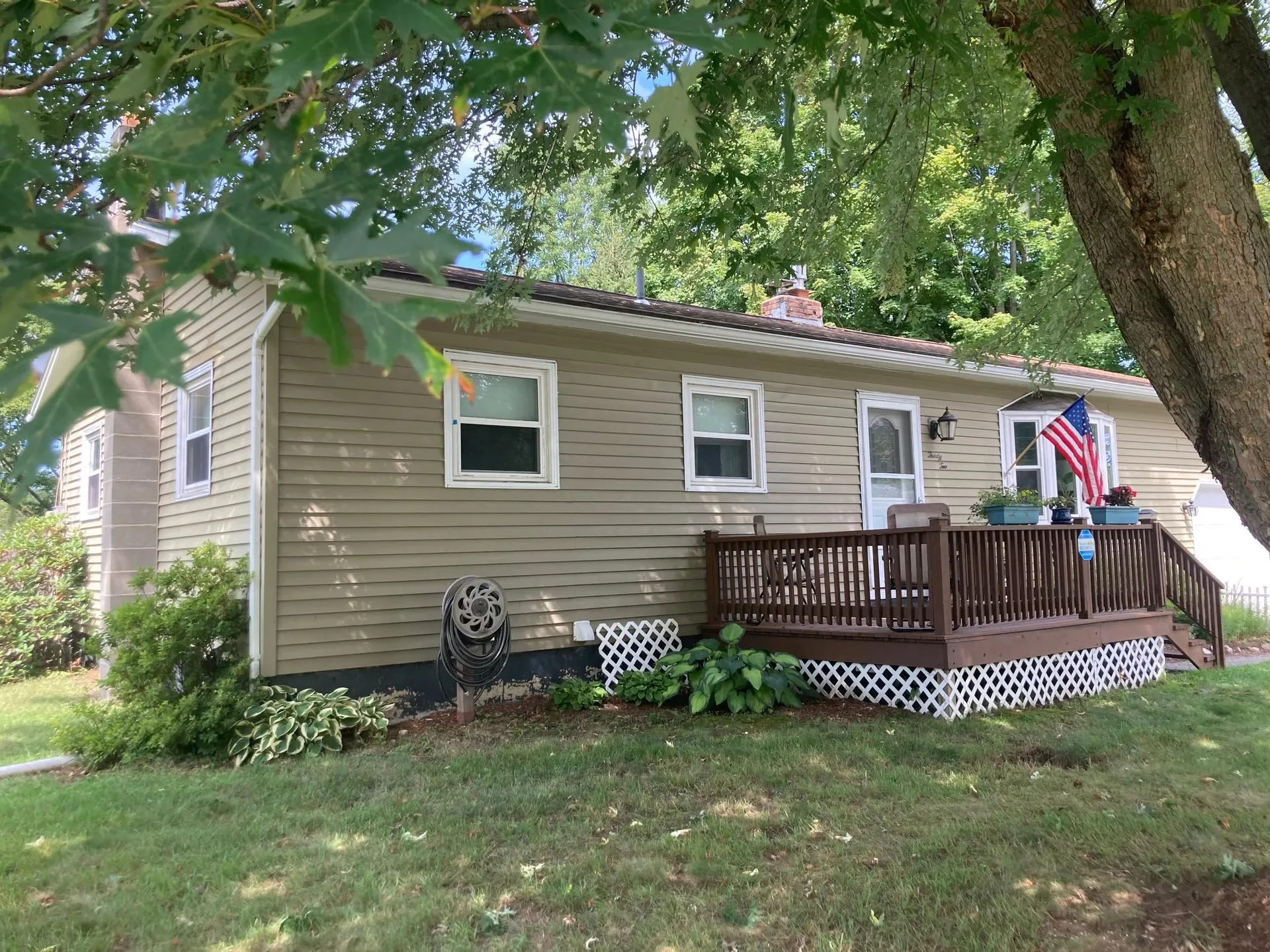 32 Pioneer Street Essex VT 05452