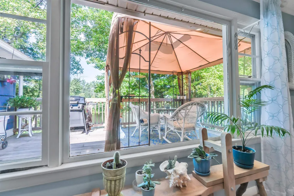 82 Lily Pond Road Somersworth NH 03878