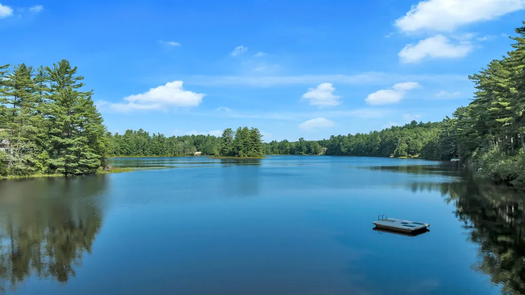 82 Lily Pond Road Somersworth NH 03878