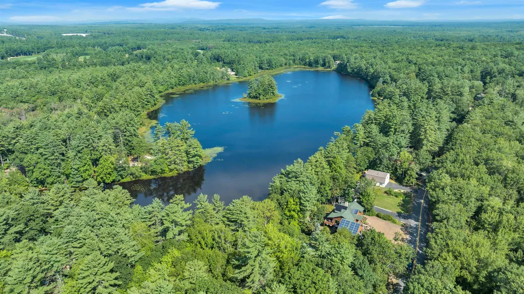 82 Lily Pond Road Somersworth NH 03878