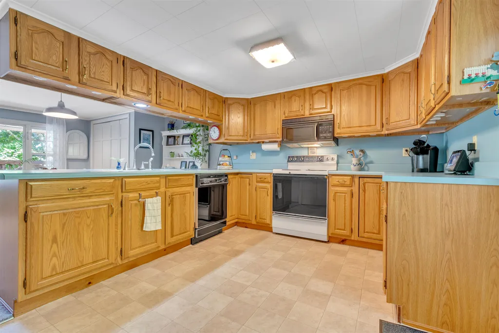 82 Lily Pond Road Somersworth NH 03878