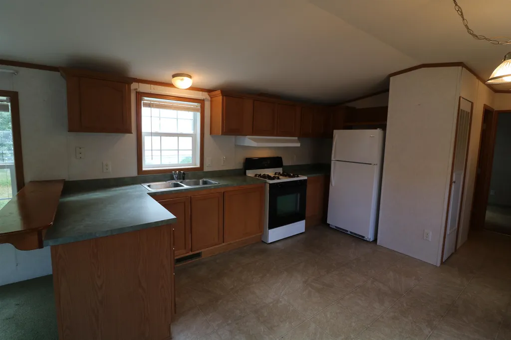 37 Carey Road Jaffrey NH 03452