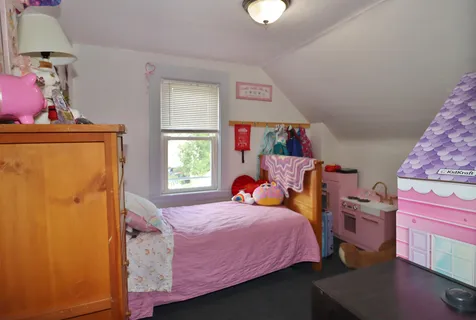 9 Cottage Street Gorham NH 03581