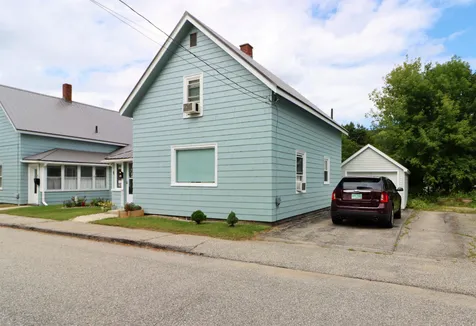 9 Cottage Street Gorham NH 03581