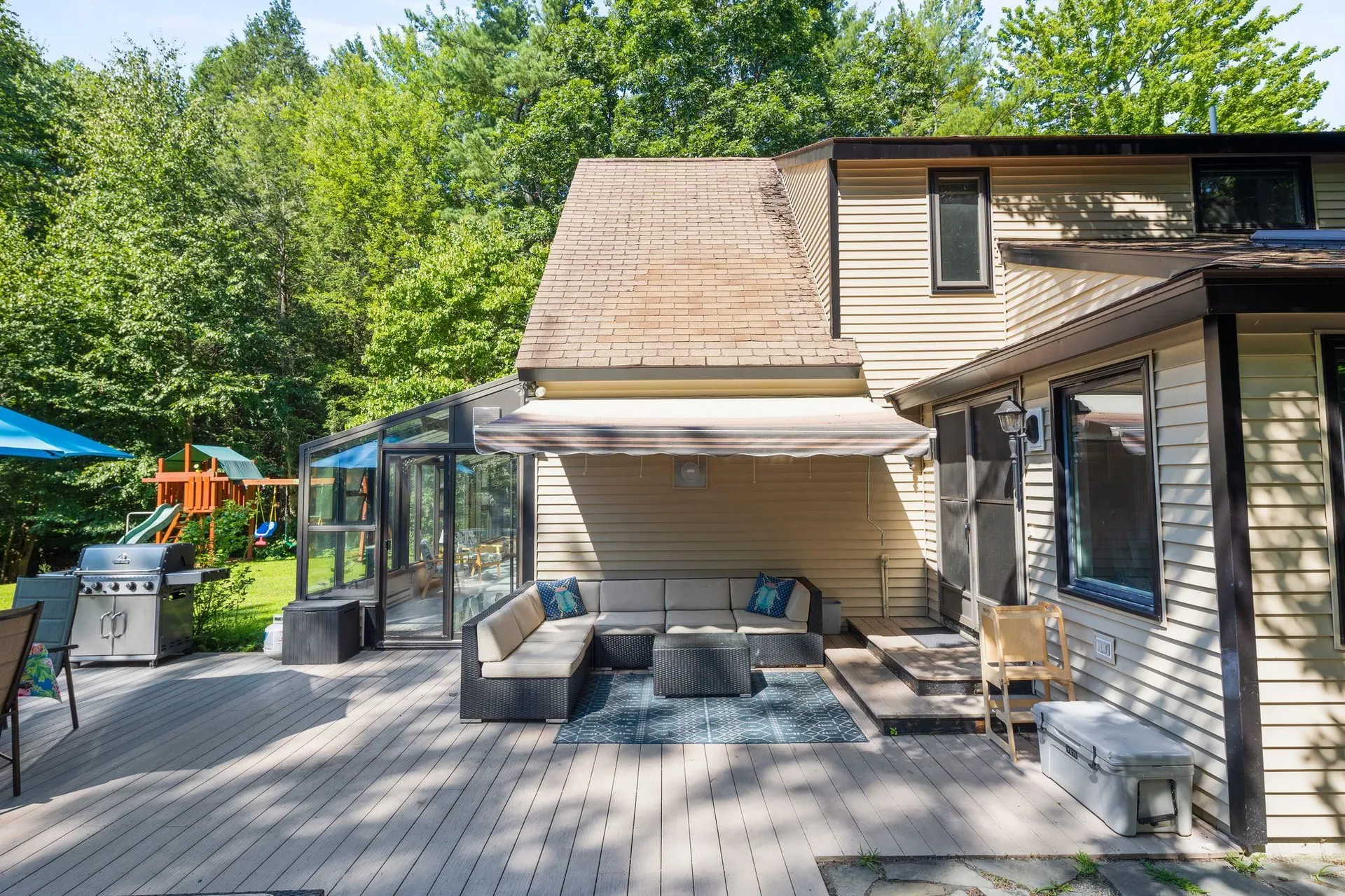35 Pine Ridge Circle Sandown NH 03873